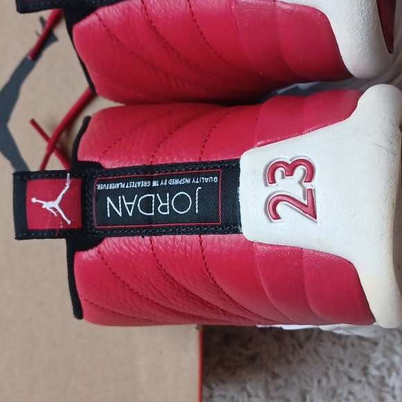 EUC Air Jordan 12 Retro Size 8 Red / White - Picture 4 of 16